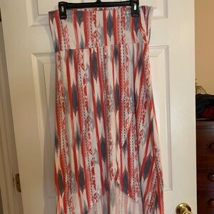 Lily Rose high waisted skirt, high-low hem, size large